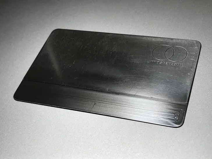 Striping the paint from #AppleCard